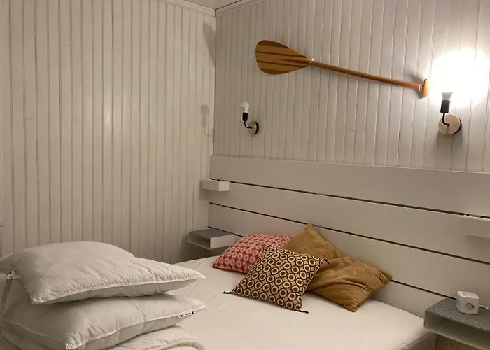 Holiday home La Canaulaise *