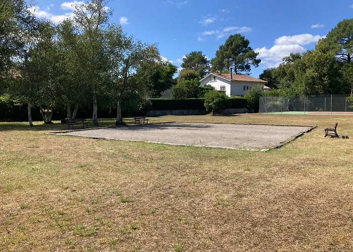 Holiday home La Canaulaise